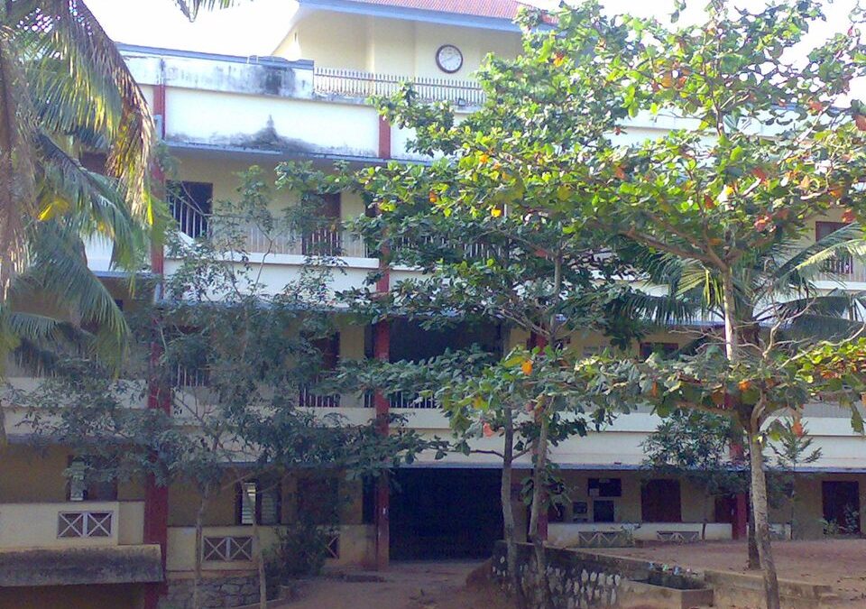 ആറ്റിങ്ങൽ ശ്രീ വിദ്യാധിരാജ സ്കൂളിൽ പ്ലസ് വൺ സീറ്റൊഴിവ്