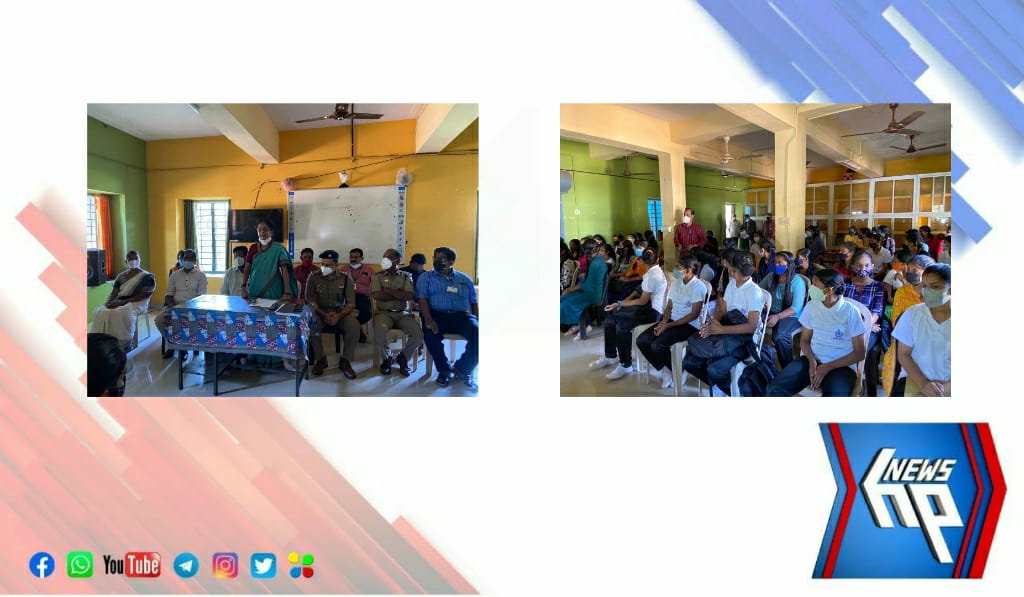 ഞെക്കാട് സ്കൂളിലെ  പെൺകുട്ടികൾക്ക് സ്വയം പ്രതിരോധ പരിശീലനം