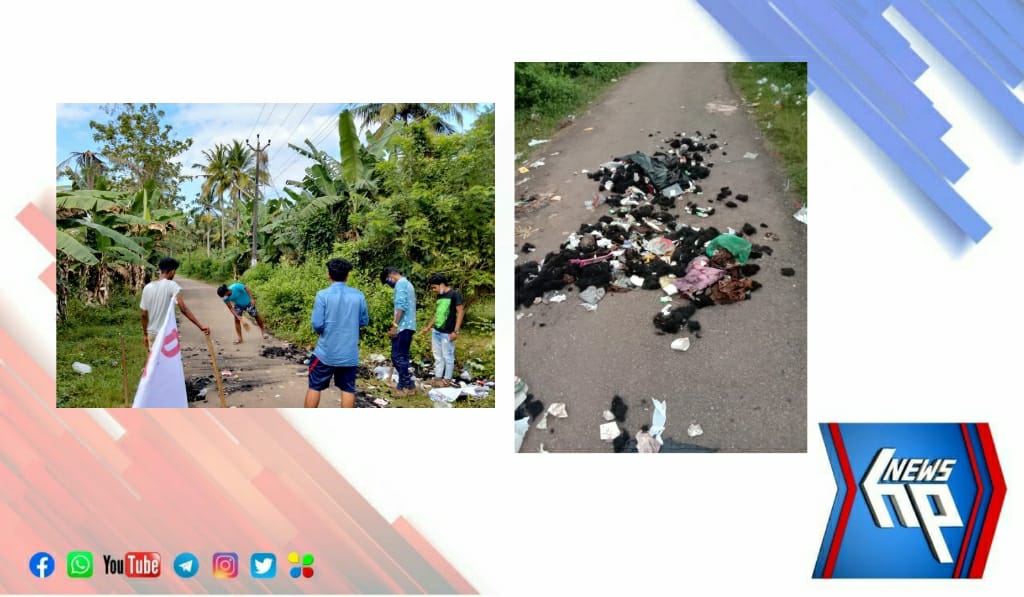 റോഡിൽ തലമുടി മാലിന്യം ഉപേക്ഷിച്ച നിലയിൽ