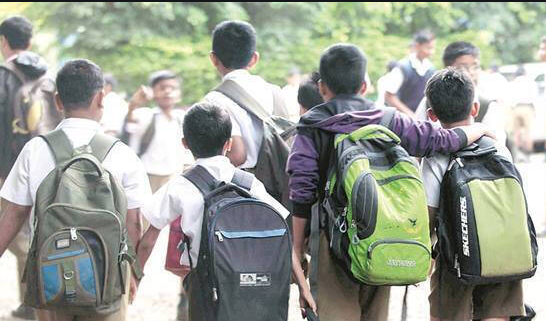 യൂണിഫോം ധരിക്കാത്ത വിദ്യാർത്ഥിയെ  സ്വകാര്യഭാഗത്ത് പിടിച്ചു; പിടിഎ പ്രസിഡന്റിനെതിരെ കേസ്