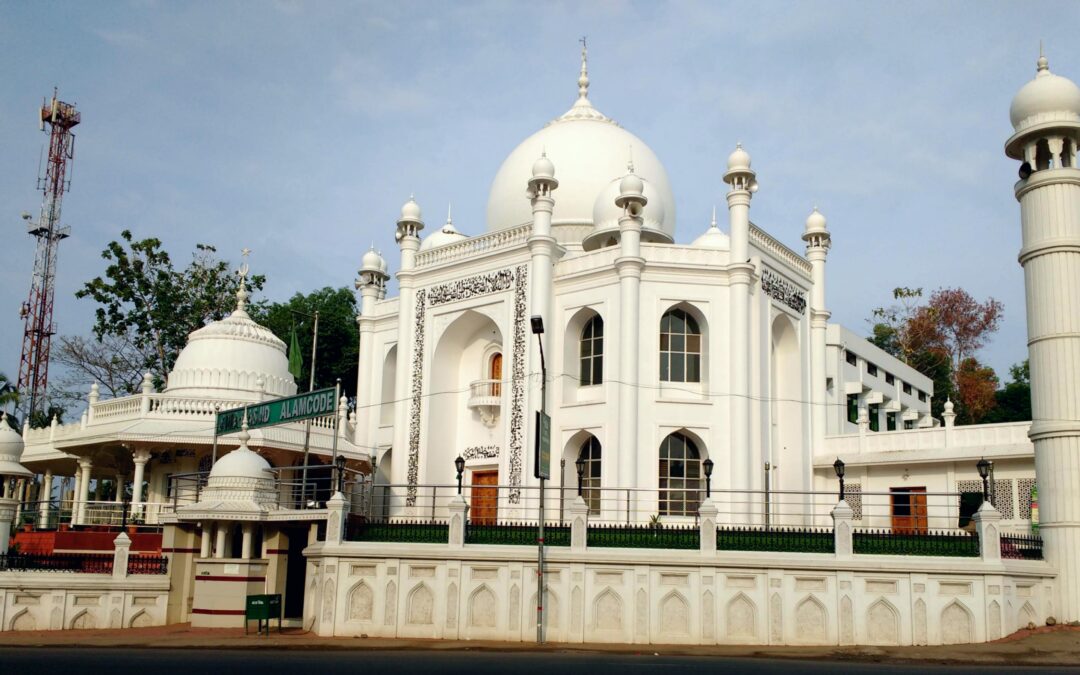 മാസപ്പിറ കണ്ടില്ല; സംസ്ഥാനത്ത് ചെറിയ പെരുന്നാൾ ചൊവ്വാഴ്ച