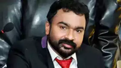 മോൻസൻ മാവുങ്കലിന്റെ ജാമ്യഹർജി കോടതി തള്ളി