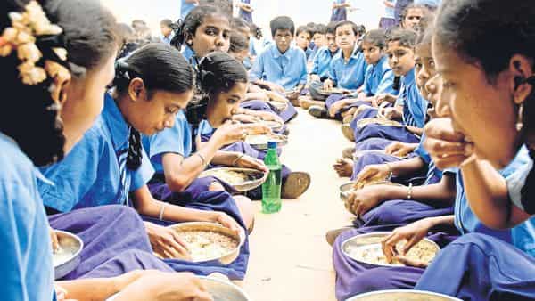 സ്കൂൾ ഉച്ച ഭക്ഷണപദ്ധതി അട്ടിമറിക്കാനുള്ള സർക്കാർ നീക്കം ഉപേക്ഷിക്കുക; കെ.പി.എസ്.ടി.എ