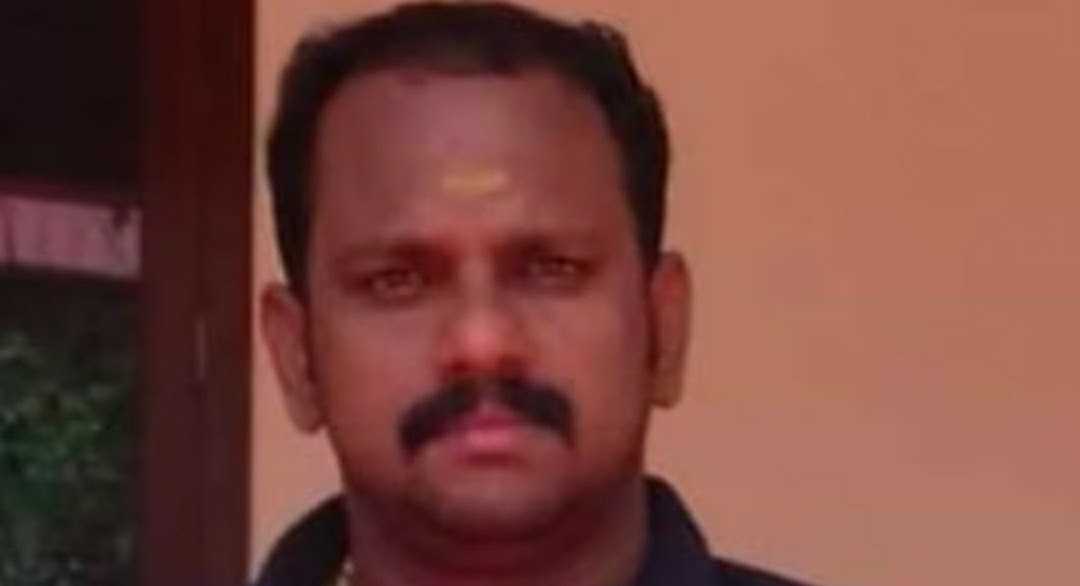 സ്വന്തം ബസിനടിയിൽപ്പെട്ട് ഉടമയ്ക്ക് ദാരുണാന്ത്യം
