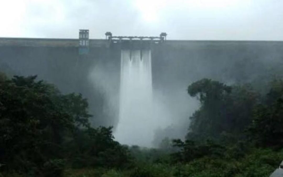 ഇടുക്കി ഡാമില്‍ നിന്ന് കൂടുതല്‍ വെള്ളം തുറന്നുവിടുന്നു; ഷട്ടര്‍ 80 സെ.മീ ഉയര്‍ത്തി