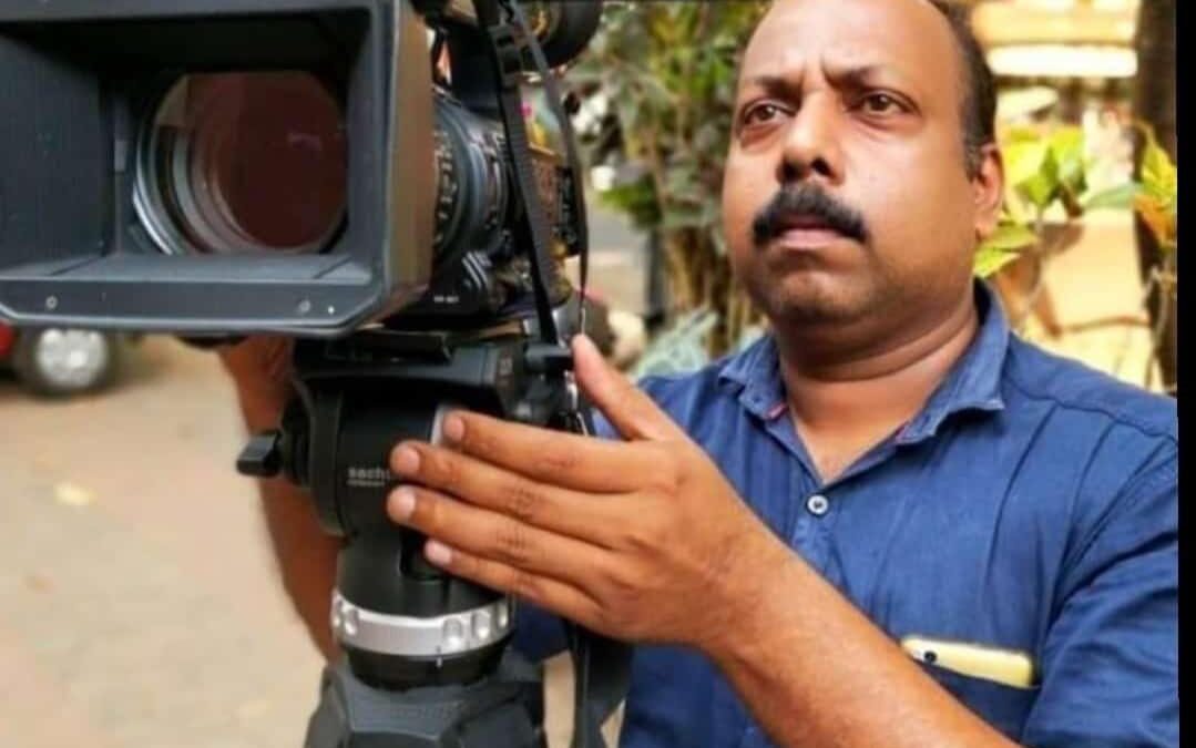 ലോറി ബൈക്കിലിടിച്ച് ഏഷ്യാനെറ്റ് ന്യൂസ് ക്യാമറമാൻ മരണപെട്ടു
