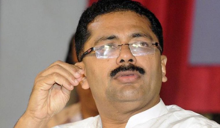 ആസാദ് കശ്മീര്‍ പരാമര്‍ശത്തില്‍ കെ ടി ജലീലിനെതിരെ കേസെടുക്കാന്‍ ഉത്തരവ്