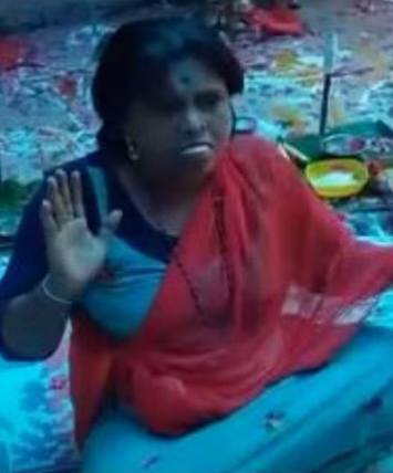 മലയാലപ്പുഴയില്‍ കുട്ടികളെ വച്ച് മന്ത്രവാദചികിത്സ നടത്തിയ സ്ത്രീ അറസ്റ്റിൽ; മഠം അടിച്ചു തകർത്തു