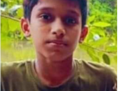 സ്കൂൾ ബസുകൾക്കിടയിൽ കുടുങ്ങി വിദ്യാർത്ഥിയ്ക്  ദാരുണാന്ത്യം