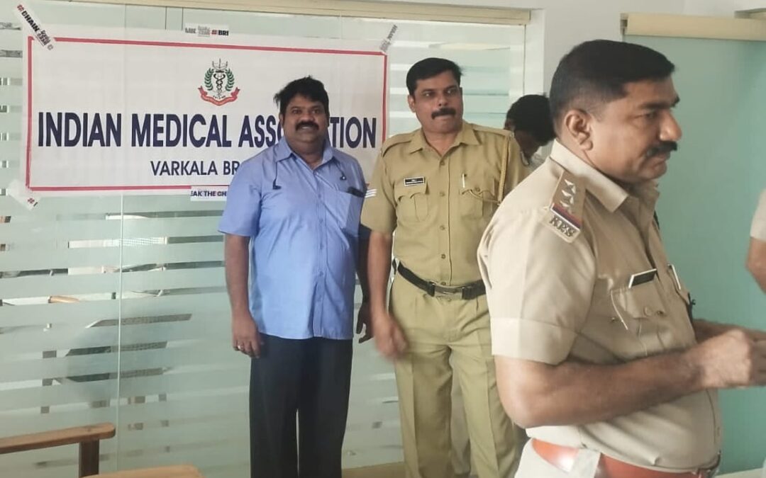 വർക്കല പോലീസ് സ്റ്റേഷനിൽ സൗജന്യ മെഡിക്കൽ ക്യാമ്പ് സംഘടിപ്പിച്ചു