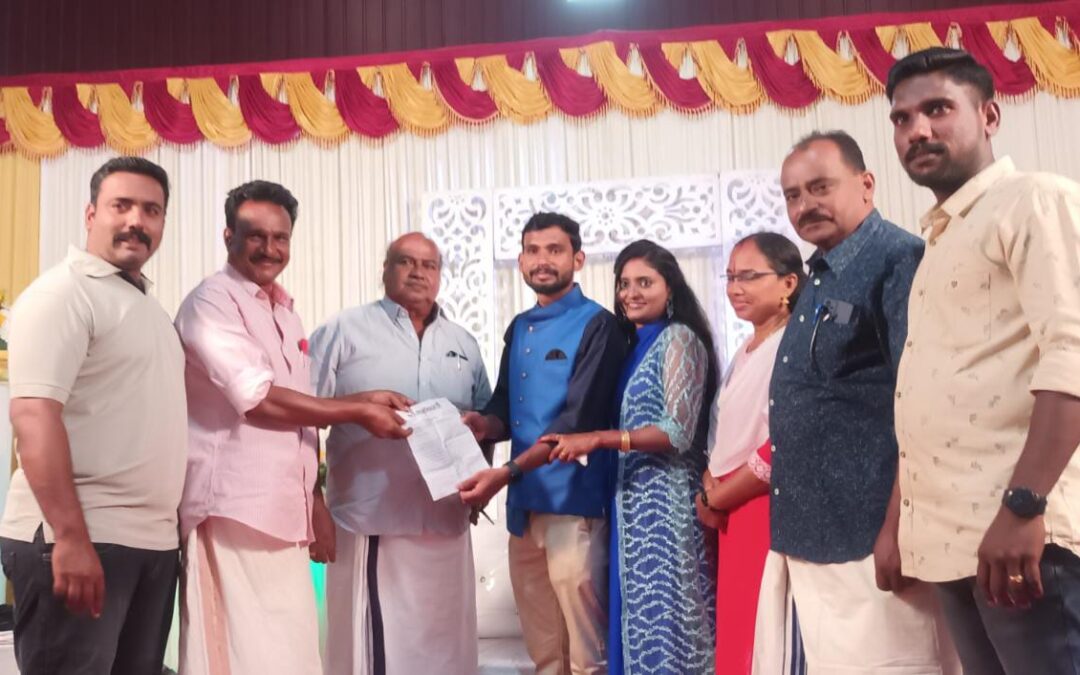 നവവധൂവരൻമാർ ദിന പത്രത്തിന്റെ വാർഷിക വരിസംഖ്യ നൽകി മാതൃകയായി