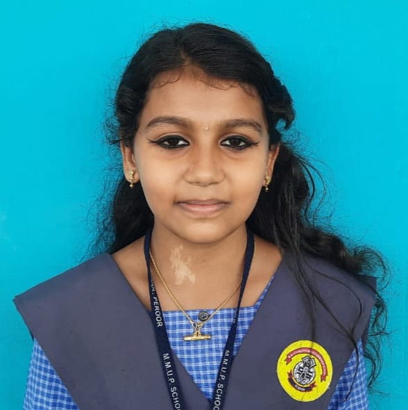 റവന്യൂ ജില്ലാ കലോത്സവം യു പി കഥാപ്രസംഗം വേദിയിൽ താരമായി കിളിമാനൂരിൽ നിന്നും നവമി ആർ നായർ