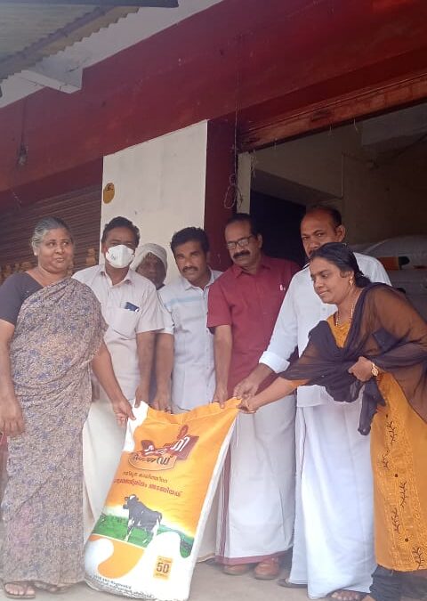 കിഴുവിലം ഗ്രാമ പഞ്ചായത്തിൽ സബ്സിഡി നിരക്കിൽ കാലിതീറ്റ പദ്ധതി ഉദ്ഘാടനം നടന്നു