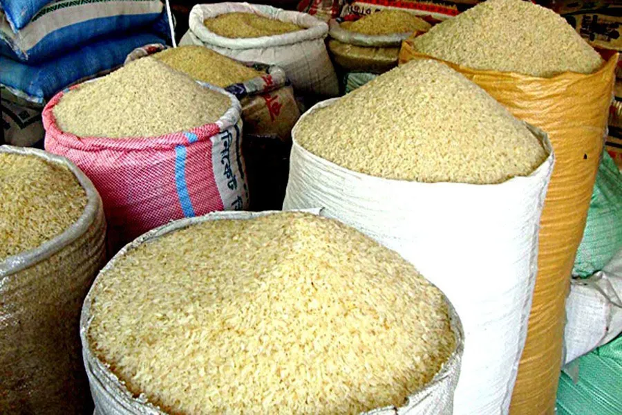 പച്ചക്കറിക്ക് പിന്നാലെ കുതിച്ചുയർന്ന് അരിവിലയും