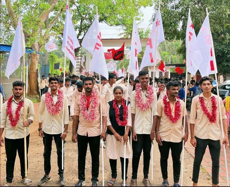 എസ്എഫ്ഐക്ക് വൻ വിജയം
