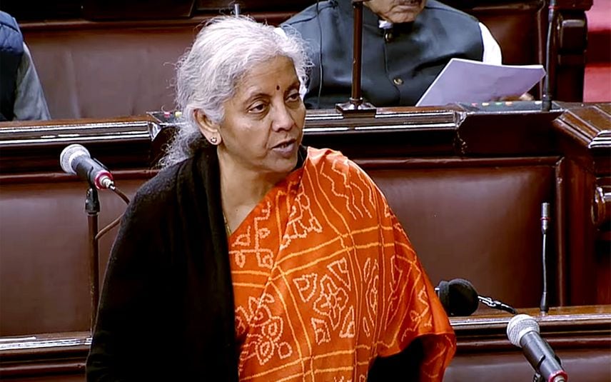 ധനമന്ത്രി നിർമലാ സീതാരാമനെ ആശുപത്രിയിൽ പ്രവേശിപ്പിച്ചു