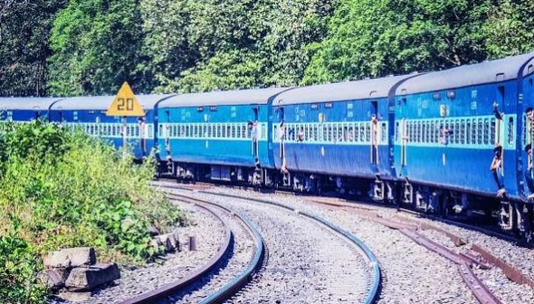 എറണാകുളം- വേളാങ്കണ്ണി ട്രെയിന്‍ സര്‍വീസ് നീട്ടി; റിസര്‍വേഷന്‍ ഇന്ന് മുതല്‍