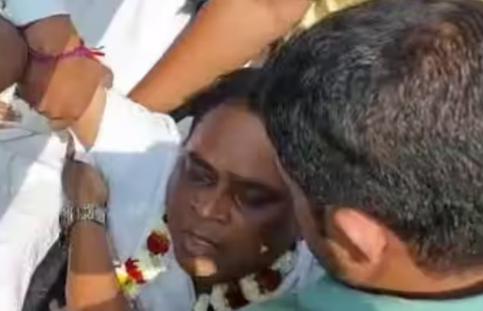 ഒഡിഷയിൽ ആരോഗ്യമന്ത്രിയ്ക്ക് വെടിയേറ്റു: നില ഗുരുതരം