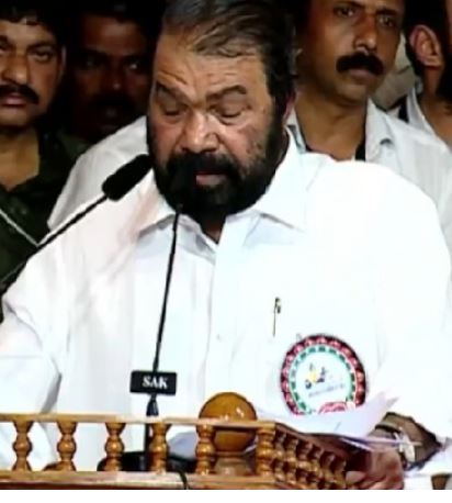 സ്കൂളുകളിൽ ലിഫ്റ്റ് സംവിധാനം ഒരുക്കണമെന്ന് വി.ശിവൻകുട്ടി