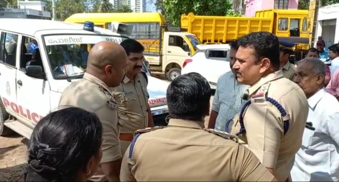 കഴക്കൂട്ടത്ത് എംഡിഎംഎയും എൽഎസ്ഡി സ്റ്റാമ്പുളും പിടികൂടി; എട്ടു പേർ പോലീസിന്റെ പിടിയിൽ