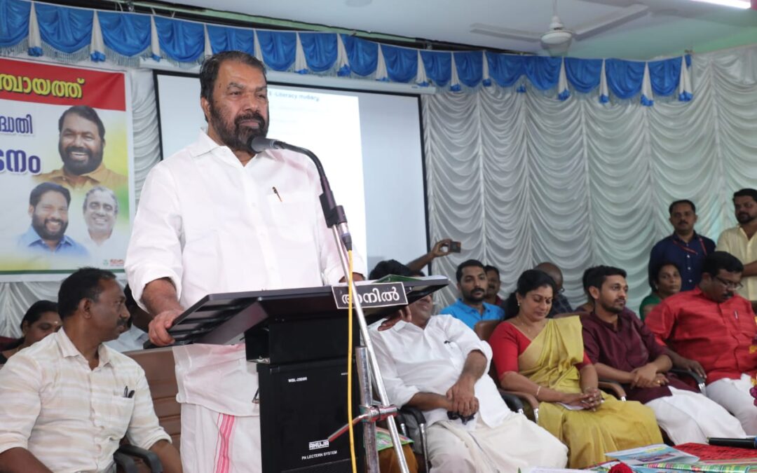 സമ്പൂര്‍ണ്ണ ഡിജിറ്റല്‍ സാക്ഷരത: കിളിമാനൂര്‍ ബ്ലോക്കില്‍ പദ്ധതിക്ക് തുടക്കം;  മന്ത്രി വി.ശിവന്‍കുട്ടി ഉദ്ഘാടനം ചെയ്തു