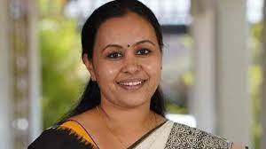 പേരക്ക മോഷ്ടിച്ചെന്ന് ആരോപിച്ച് 12 വയസുകാന്  ക്രൂരമർദ്ദനം;  എല്ല് പൊട്ടി കുട്ടി ആശുപത്രിയിൽ; ഇടപെട്ട് മന്ത്രി