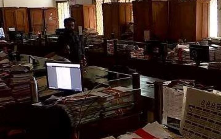 മാസങ്ങളായി ബില്ലടച്ചില്ല; മലപ്പുറം കലക്ടറേറ്റിലെ ഫ്യൂസ് ഊരി കെഎസ്ഇബി