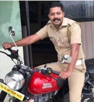 മാങ്ങ മോഷ്ടിച്ച പൊലീസുകാരനെ പിരിച്ചുവിടാൻ തീരുമാനം