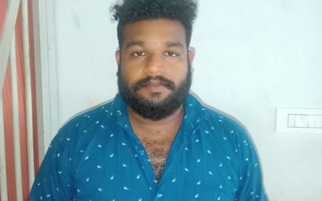 വർക്കലയിൽ ബസിൽ ലൈംഗികാതിക്രമം; കണ്ടക്ടറിനെ കയ്യോടെ പിടികൂടി, ബസും കസ്റ്റഡിയിൽ