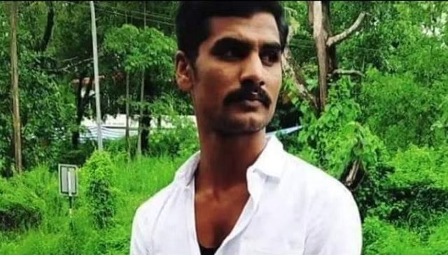 കാപ്പ കേസ് പ്രതിയെ നടുറോഡില്‍ കുത്തിക്കൊന്നു