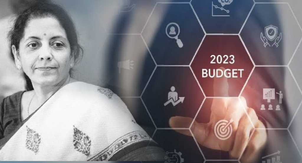 2200 കോടി രൂപ ചെലവില്‍ ആത്മനിര്‍ഭര്‍ ക്ലീന്‍ പ്ലാന്റ് പദ്ധതി തുടങ്ങും; കോച്ചുകള്‍ നവീകരിക്കുമെന്ന് നിര്‍മല സീതാരാമന്‍