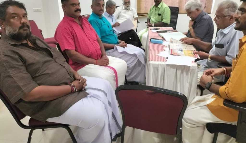 ആന തൊഴിലാളികളുടെ വേതനം വർദ്ധിപ്പിച്ചു