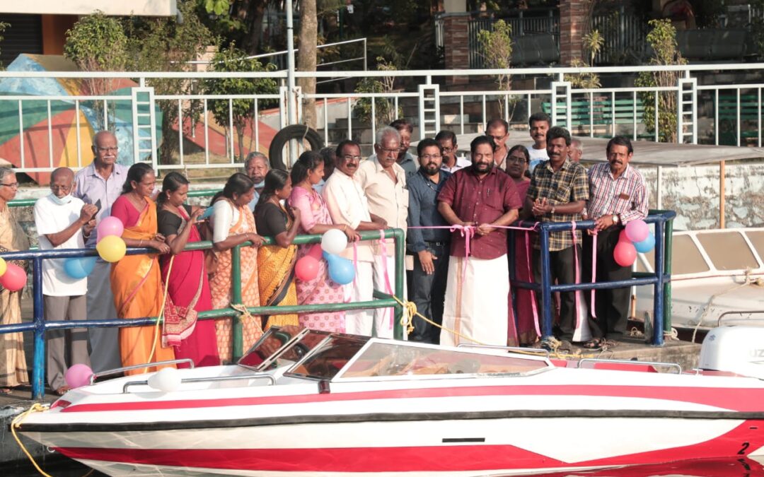 സ്പീഡ് ബോട്ട് നാടിന് സമർപ്പിച്ച് ടൂറിസം വകുപ്പ്