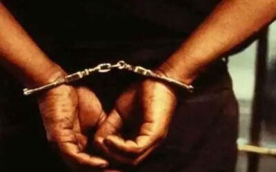 ഇതുവരെ നടത്തിയത് 50-ലധികം സിസേറിയനുകൾ; ഓപ്പറേഷൻ തിയേറ്ററിൽ സി-സെക്ഷൻ നടത്തിക്കൊണ്ടിരിക്കെ പോലീസ് റെയ്ഡ്, വ്യാജ ഡോക്ടർ അറസ്റ്റിൽ