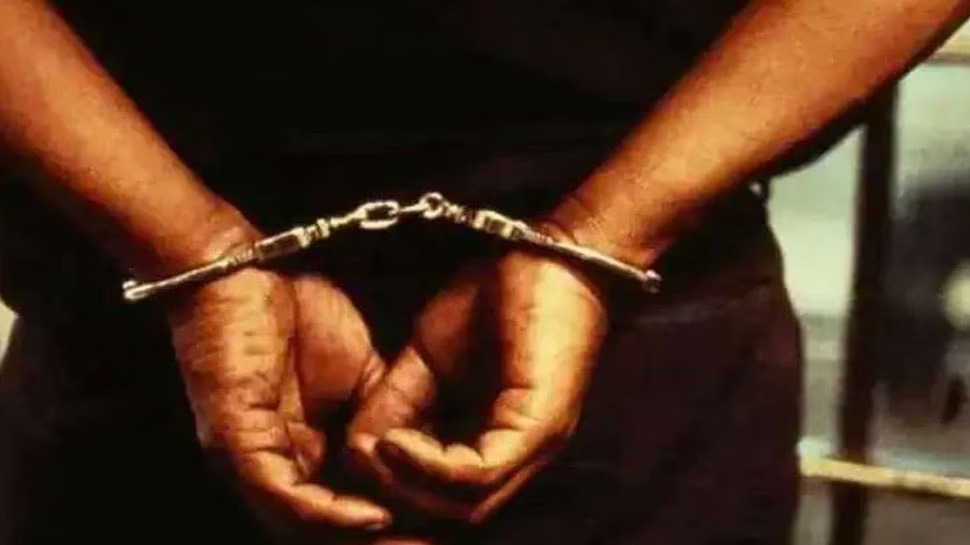 21 ലക്ഷം രൂപയുടെ നിക്ഷേപ തിരിമറി; പോസ്റ്റ് മാസ്റ്റര്‍ അറസ്റ്റില്‍