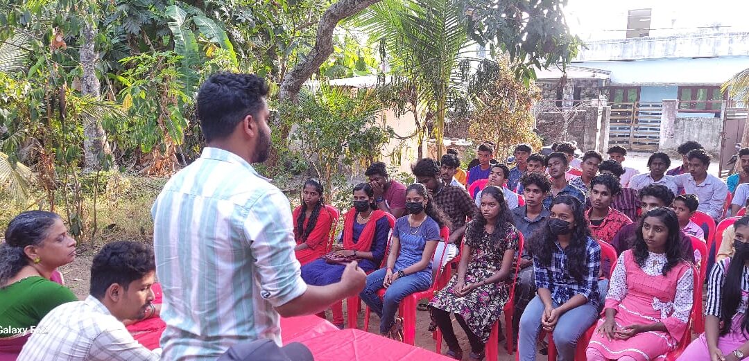 വിദ്യാർത്ഥി യാത്രാ കൺസഷൻ പരിമിതപെടുത്താനുള്ള കെ എസ് ആർ ടി സി യുടെ തീരുമാനം പിൻവലിക്കണം