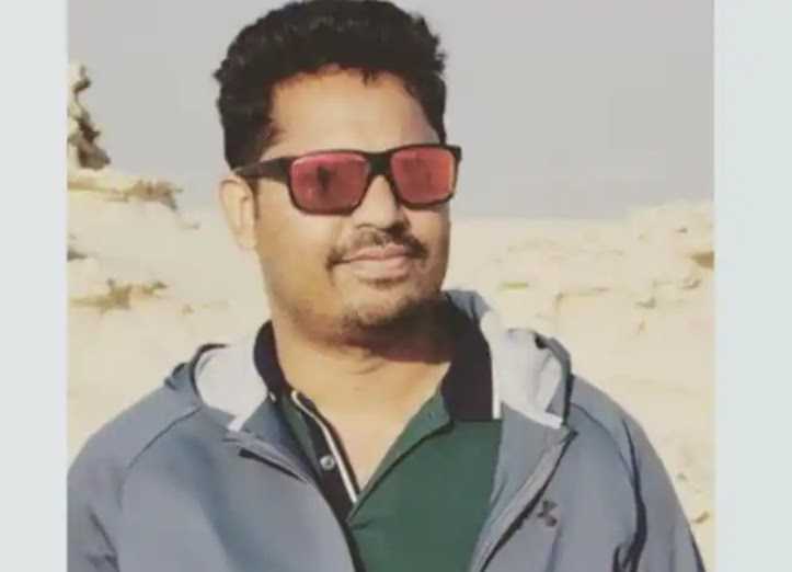 പെരുന്നാൾ ദിവസം ഉമ്മയുമായി ഫോണിൽ സംസാരിക്കവെ നിയന്ത്രണംവിട്ടെത്തിയ കാറിടിച്ച് പ്രവാസി മലയാളിയ്ക്ക് ദാരുണാന്ത്യം