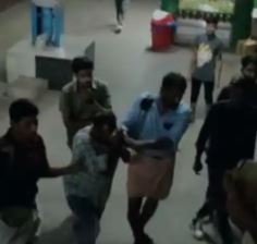 ട്രെയിനിനുള്ളിൽ വാക്കുതർക്കം; സഹയാത്രക്കാരനെ കുത്തി യുവാവ്