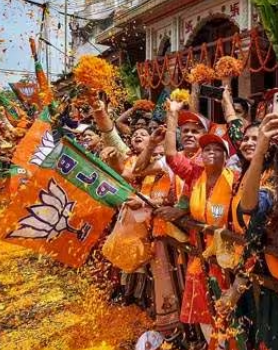 കര്‍ണാടകയില്‍ തൂക്കുസഭ;  കോണ്‍ഗ്രസ് വലിയ ഒറ്റകക്ഷി; എക്‌സിറ്റ് പോള്‍