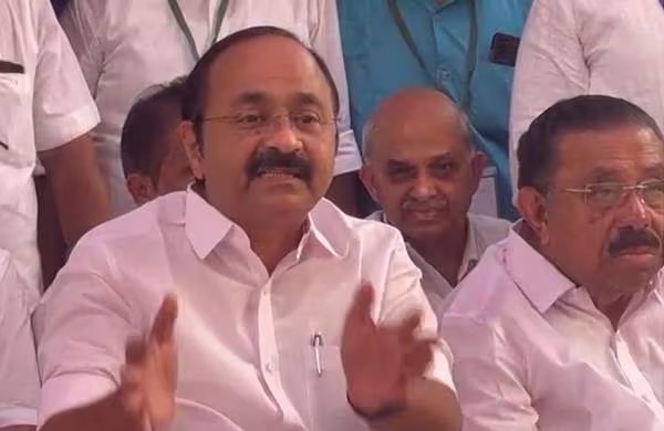 കെ ഫോണ്‍ പദ്ധതിയില്‍ ക്യാമറയെ വെല്ലുന്ന അഴിമതി; 520 കോടിയുടെ എക്‌സസ് ടെന്‍ഡര്‍; എല്ലാം മുഖ്യമന്ത്രിയുടെ സ്വന്തക്കാര്‍ക്കു വേണ്ടിയെന്ന് വിഡി സതീശന്‍