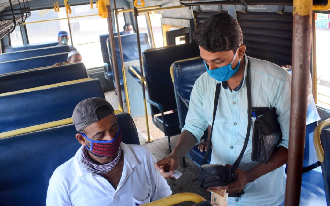യാത്രക്കാരൻ ടിക്കറ്റെടുത്തില്ലെങ്കിൽ കണ്ടക്ടർക്ക് പിഴ; ഉത്തരവുമായി കെഎസ്ആർടിസി