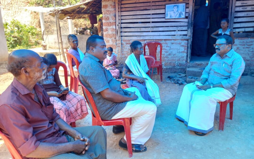 പള്ളിപ്പുറത്ത് ഉണ്ടായ അപകടത്തിൽ മരണപ്പെട്ടവരുടെ വീട് സന്ദർശിച്ച് മുൻ എം എൽ എ സത്യൻ