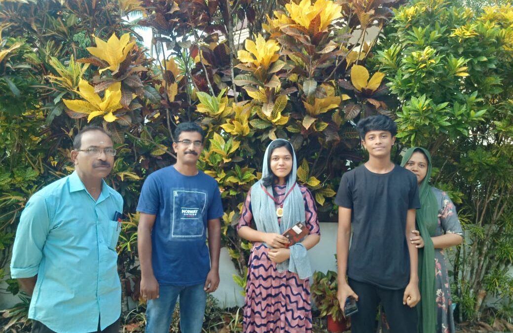 പ്ലസ് ടു ഉന്നത വിജയികളെ സൗഹൃദ അസോസിയേഷൻ അനുമോദിച്ചു