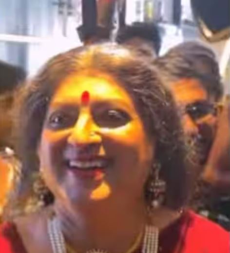 റിലീസ് ദിവസം തീയറ്ററില്‍ പെണ്‍ വേഷത്തില്‍ എത്തി സംവിധായകന്‍ രാജസേനന്‍