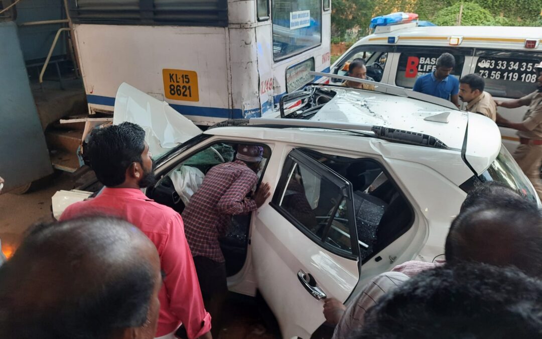 ആറ്റിങ്ങൽ മാമത്ത് വാഹനാപകടം: മൂന്ന് പേർക്ക് പരിക്ക്