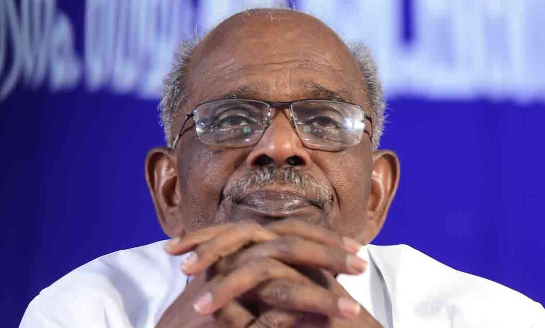 എംഎം മണി സഞ്ചരിച്ച കാർ ഇടിച്ച് കാൽനടയാത്രക്കാരന് പരുക്ക്