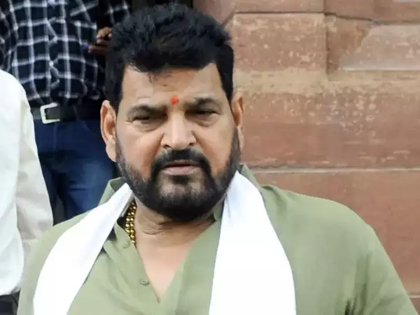 ബ്രിജ്ഭൂഷനെതിരെ ഉടന്‍ നടപടി വേണം; ഗുസ്തി താരങ്ങള്‍ അമിത് ഷായെ കണ്ടു