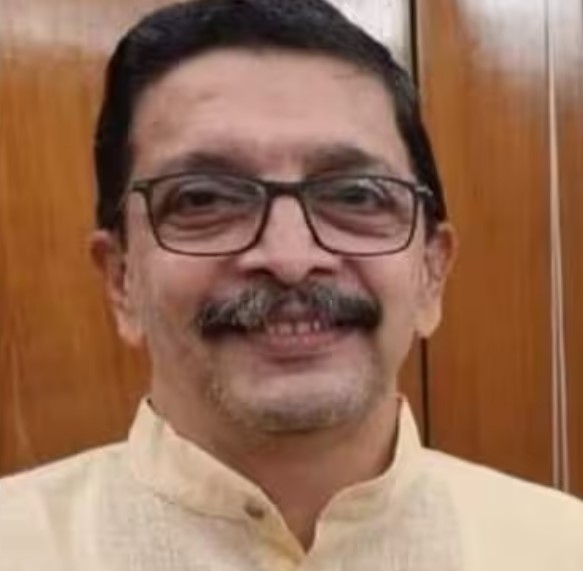 പ്രസംഗത്തിനിടെ കുഴഞ്ഞുവീണു; ഒറ്റപ്പാലം ബിജെപി കൗണ്‍സിലര്‍ കെ കൃഷ്ണകുമാര്‍ മരിച്ചു