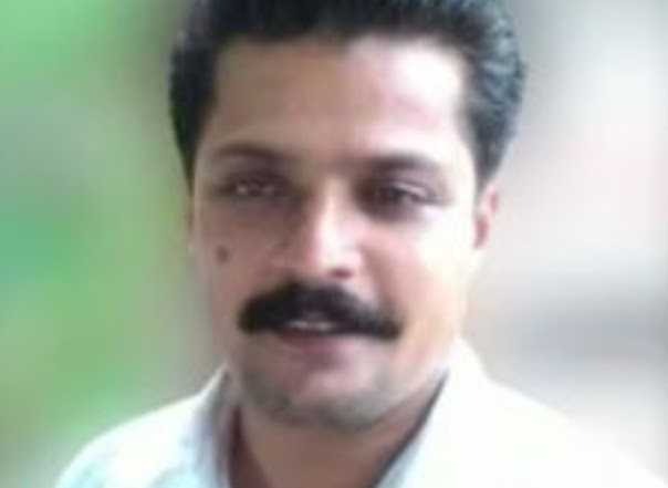 ഷട്ടിൽ കളിക്കിടെ യുവാവിന് അപ്രതീക്ഷിത മരണം