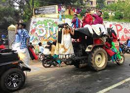 ഓണാഘോഷം: വിദ്യാലയങ്ങളില്‍ വാഹനങ്ങള്‍ ഉപയോഗിച്ചുള്ള ആഘോഷങ്ങള്‍ നടത്തുന്നവര്‍ക്കെതിരെ കര്‍ശന നടപടി